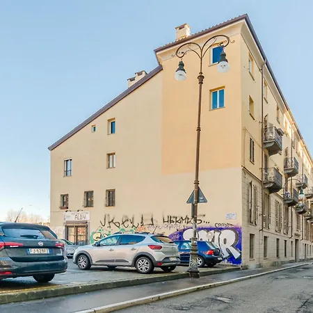 Guesthost - The Booklover * Torino