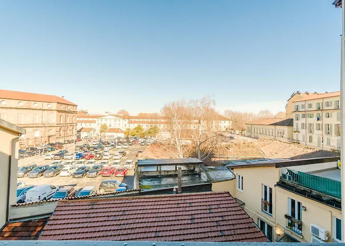 Guesthost - The Booklover Apartment *