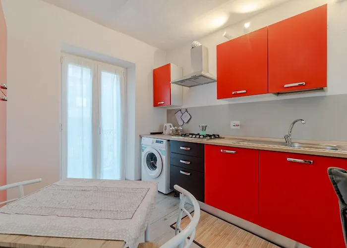 Apartment Guesthost - The Booklover Turin