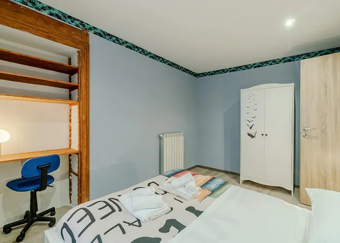 Guesthost - The Booklover Apartamento Turim