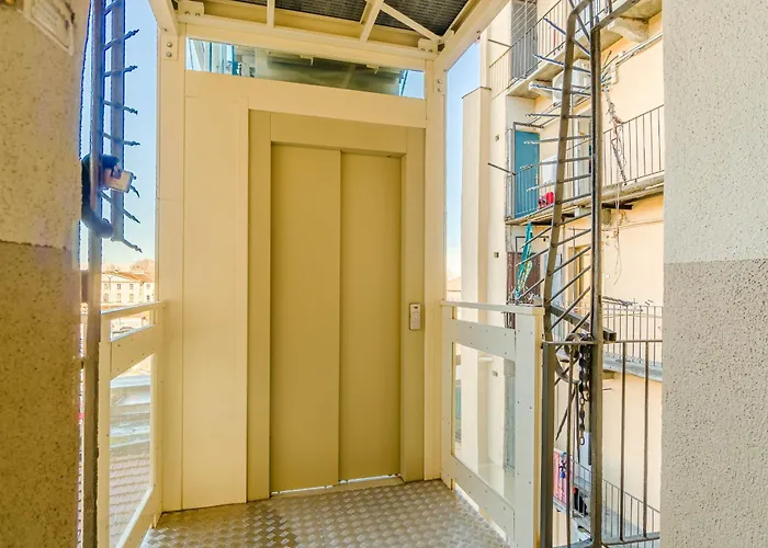 Guesthost - The Booklover Διαμέρισμα